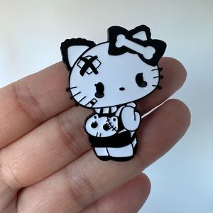 Hello Kitty Halloween Enamel Pin Brooch - 1pc